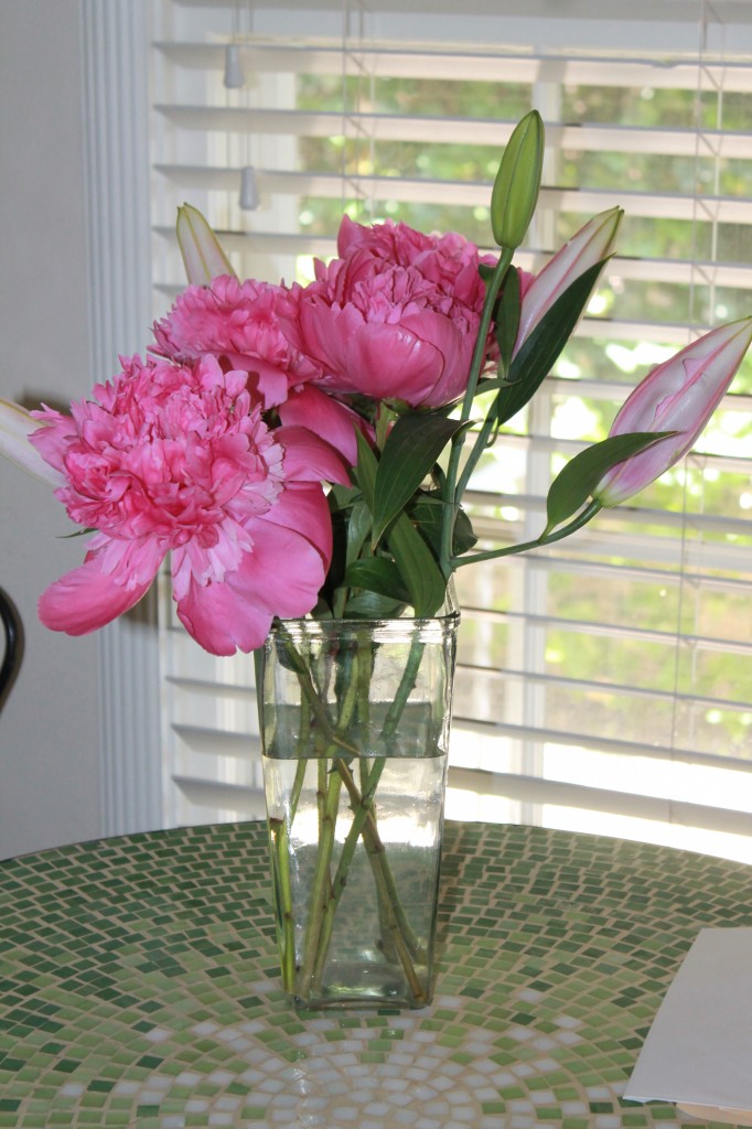 It's our anniversary today! Bob, the Anniversary Elf, always leaves us flowers and a letter. He chose my favorite flowers this time--peonies!!