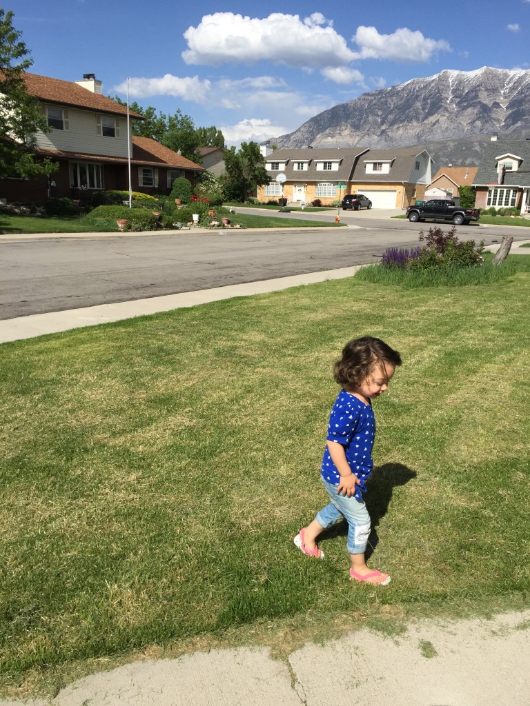 Lydia sang the Mulan "Ancestors" song the whole walk, and at the end, Mary thought it expedient to sing her own favorite song to herself: Popcorn Popping on the Apricot Tree. Here she is singing to herself as she walks home.